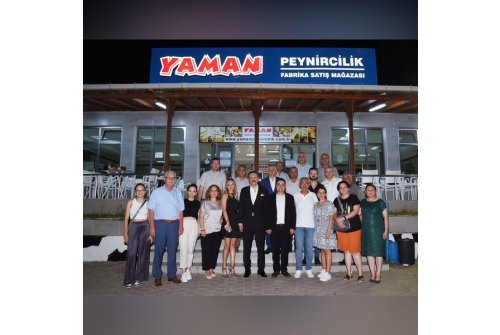 Tobb Başkanımız Sn. M.ri̇fat Hi̇sarcıklıoğlu’nu Odamız Yöneti̇m Kurulu Başkanı Tevfi̇k Yamanoğlu’nun Sahi̇bi̇ Olduğu Yaman Peyni̇rci̇li̇k Fabri̇ka Satış Mağazası’nda Ağırladık.